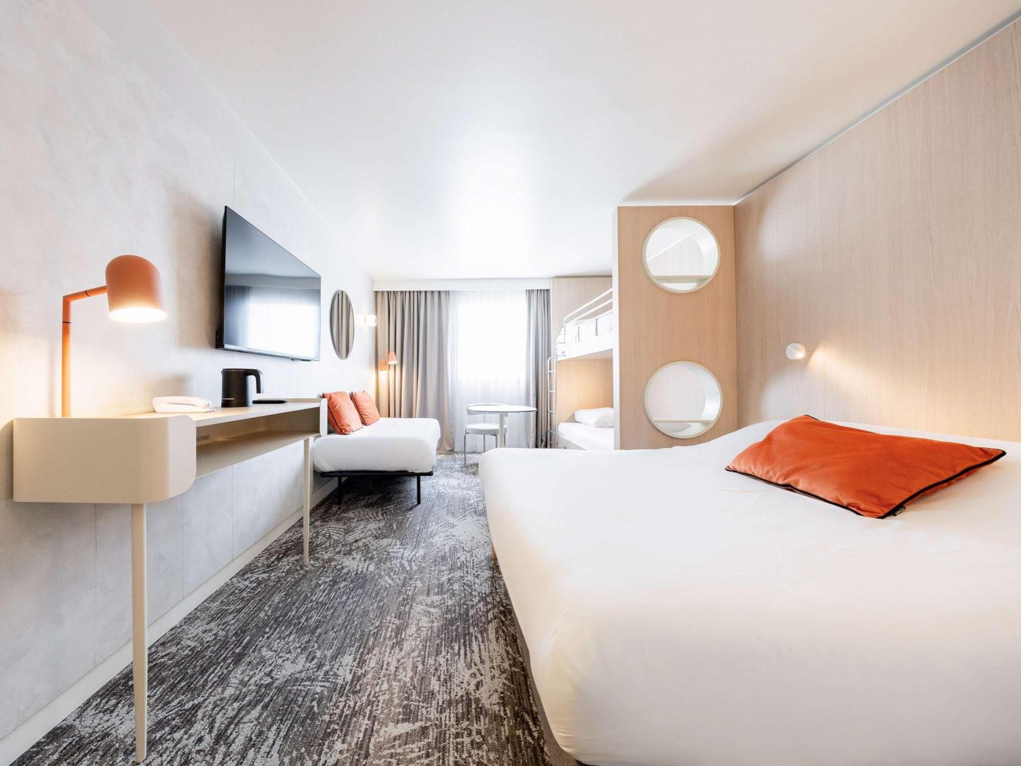 Novotel Paris 13 Porte D'Italie Le Kremlin-Bicêtre Exteriör bild