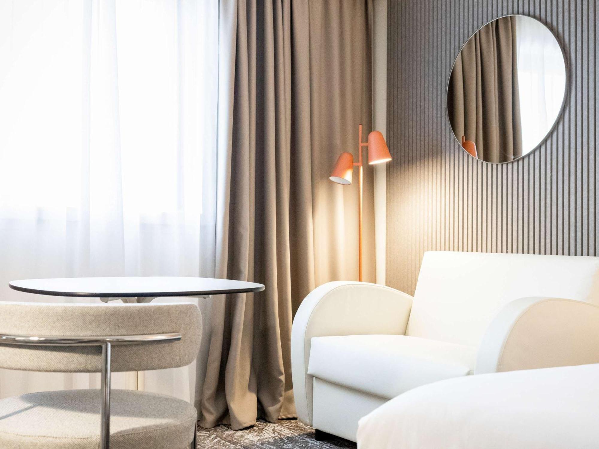 Novotel Paris 13 Porte D'Italie Le Kremlin-Bicêtre Exteriör bild
